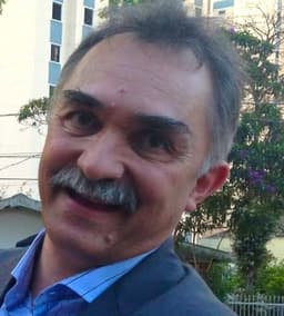 Dr. Ricardo Denser, dentista em São Paulo